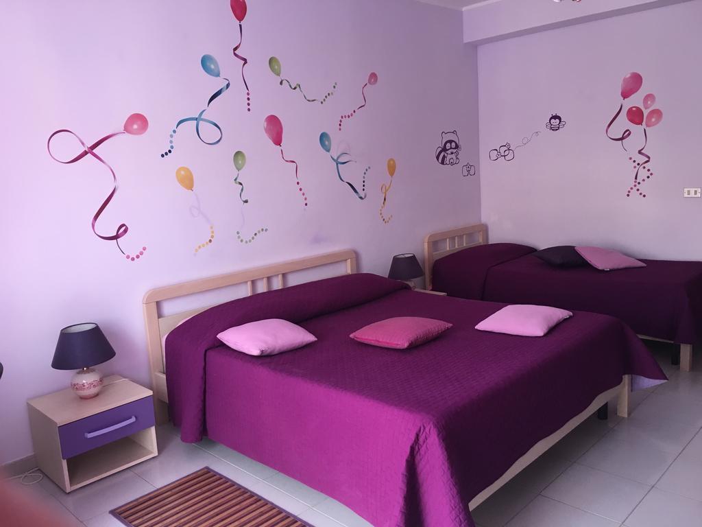 I Colori Dell'Arcobaleno Bed & Breakfast Santo Stefano di Camastra Exterior foto